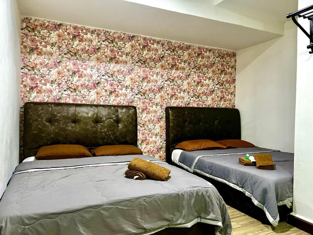 Homestay 55 Johor Bahru Bagian luar foto